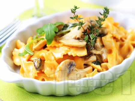 pasta-farfale-s-gubi-smetana-mashterka-i-sveja-rukola-1-[3195].jpg